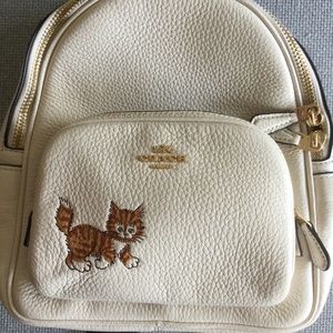 Coach Mini Backpack With Dancing Kitten Gold/Chalk